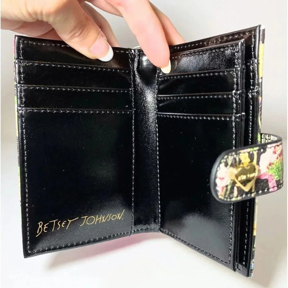 Betsey Johnson Dark Floral Card Case Wallet Bag Charm NWT - Picture 7 of 8